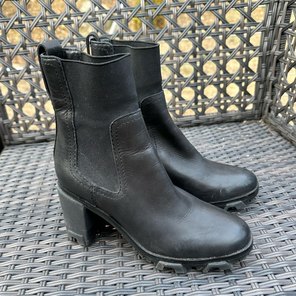 RAG & BONE BOOTS - SZ 8